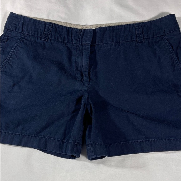 J. Crew womens navy blue Broken-In flat front 4.5" inseam chino shorts - size 8 - Picture 1 of 10